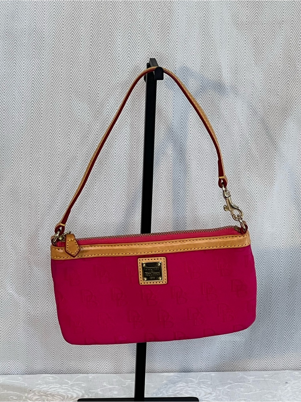 Dooney & Bourke City Slim Wristlet  Purse Pink Debossed Monogram Tan Leather - Picture 2 of 10